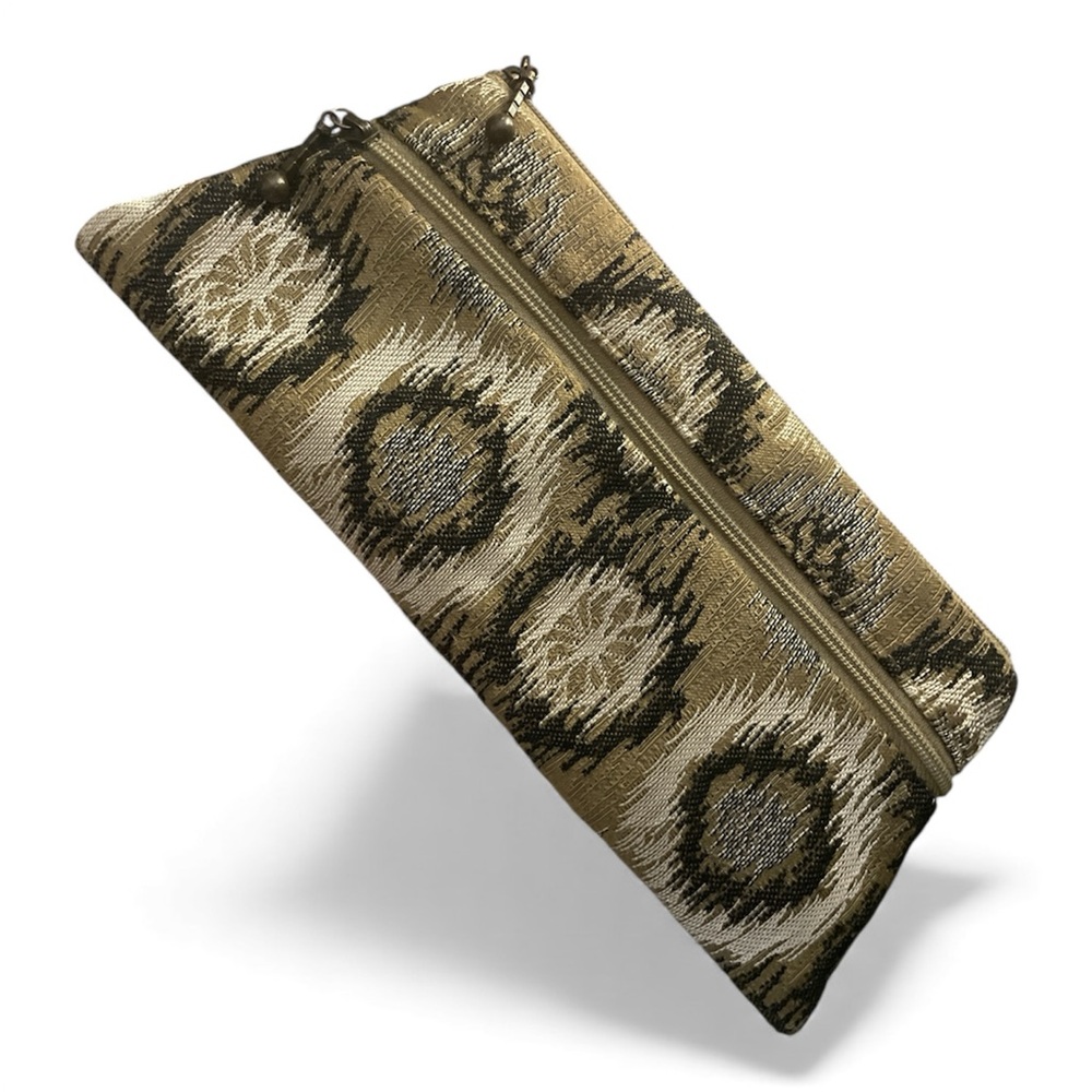 Maruca Clutch